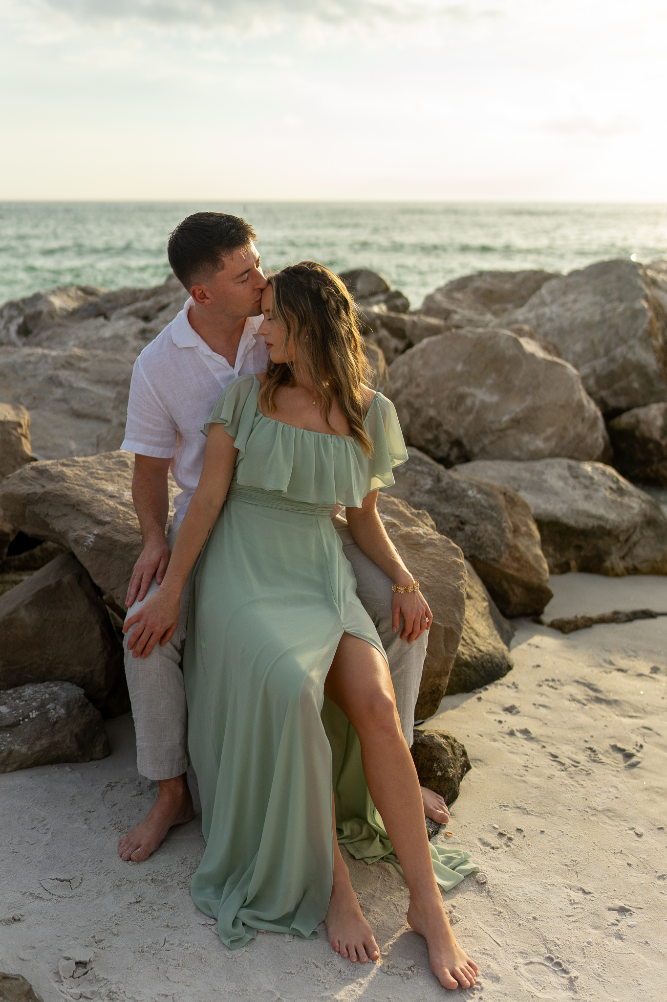 couples engagement photos at the beach